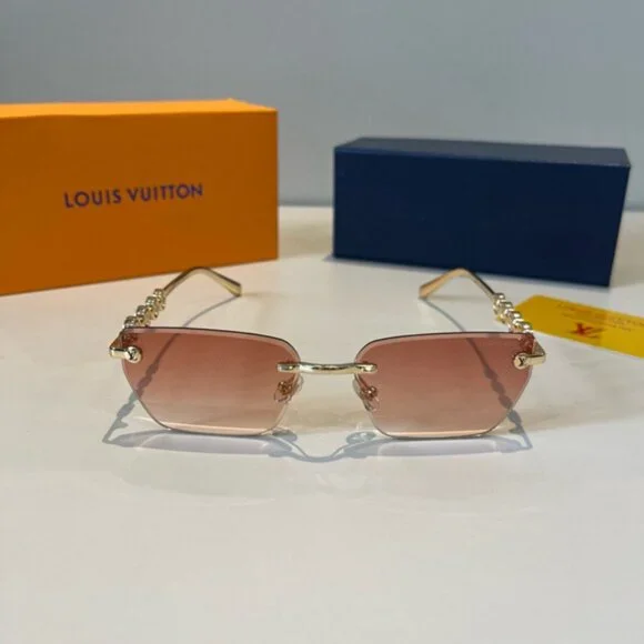 Louis Vuitton Women's Gold Sunglasses Sunglasses